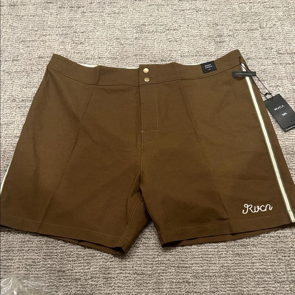 RVCA Sunset Trunk Brown Shorts with Cream Accents 38 17”